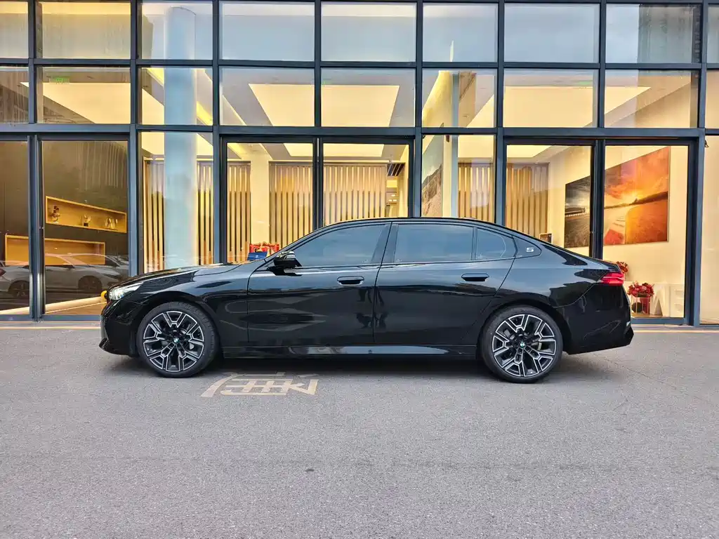 BMW 5 Series 5 2026 530Li Premium M Sport