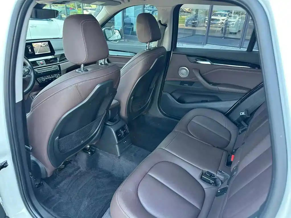 BMW X1 — миниатюра 8