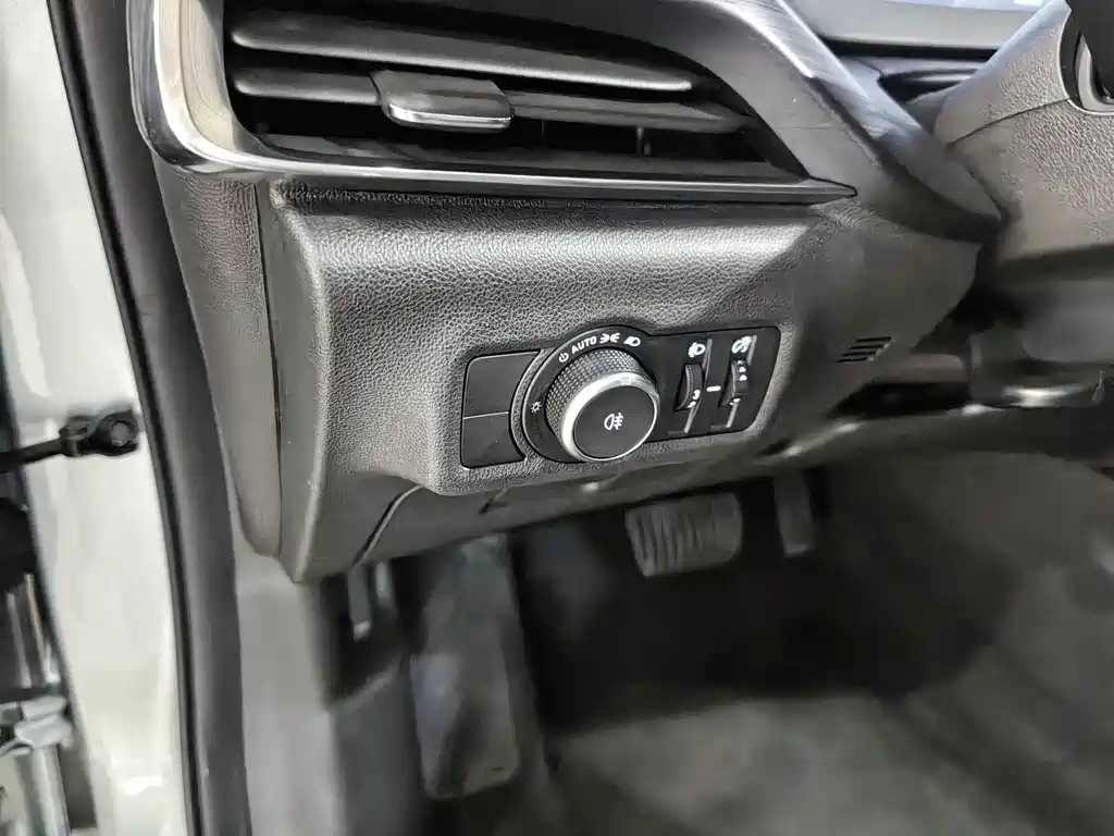 BUICK SLIGHTLY BLUE 6