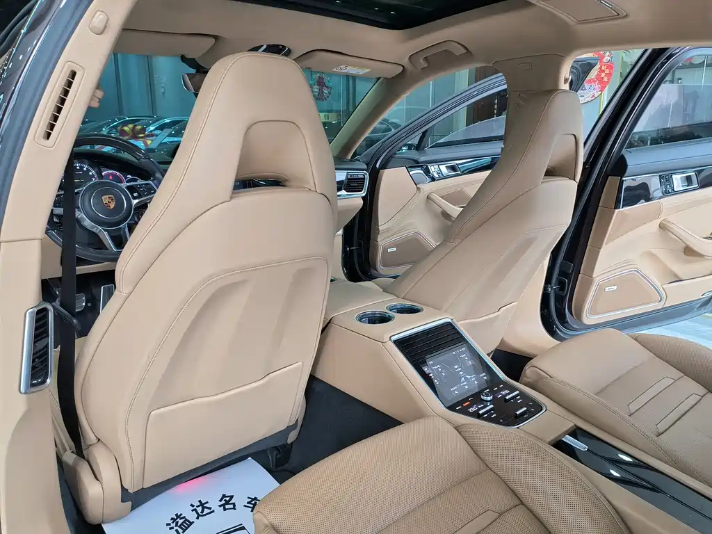 PORSCHE PANAMERA NEW ENERGY