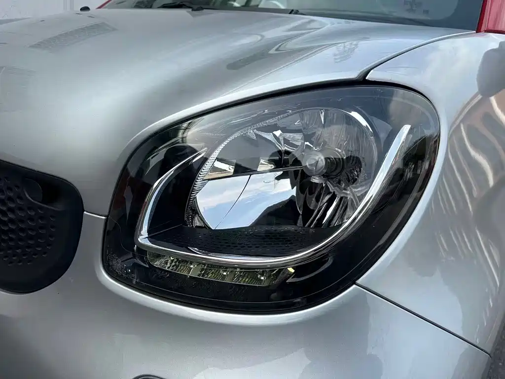 smart Smart Fortwo — миниатюра 24