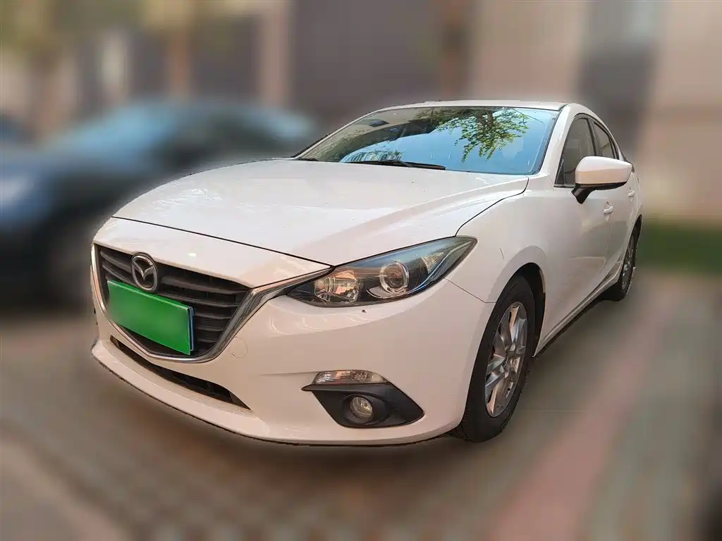 Mazda 3 Axela 2015