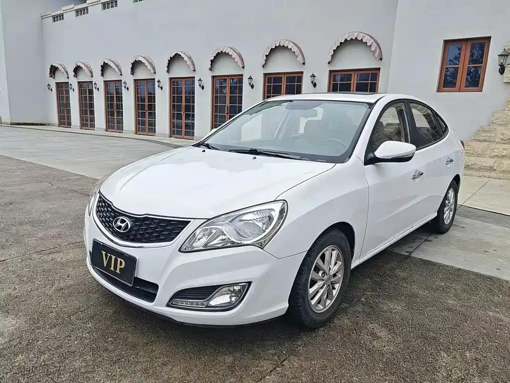 Hyundai Elantra 2015