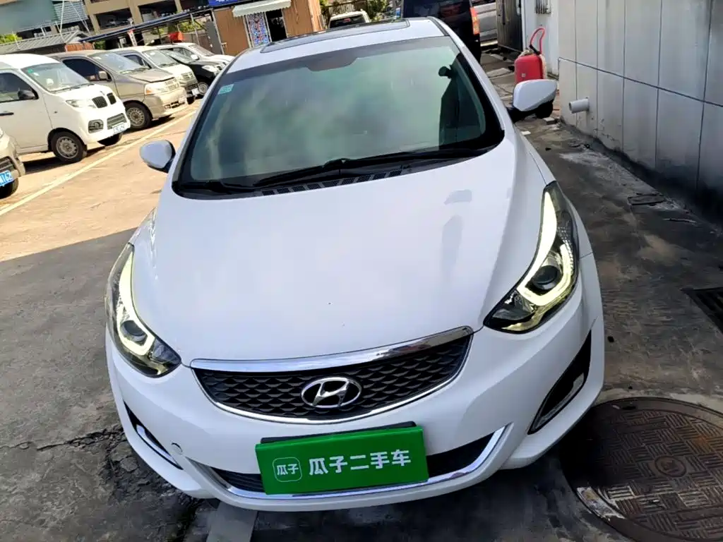 Hyundai Elantra Langdong — миниатюра 3