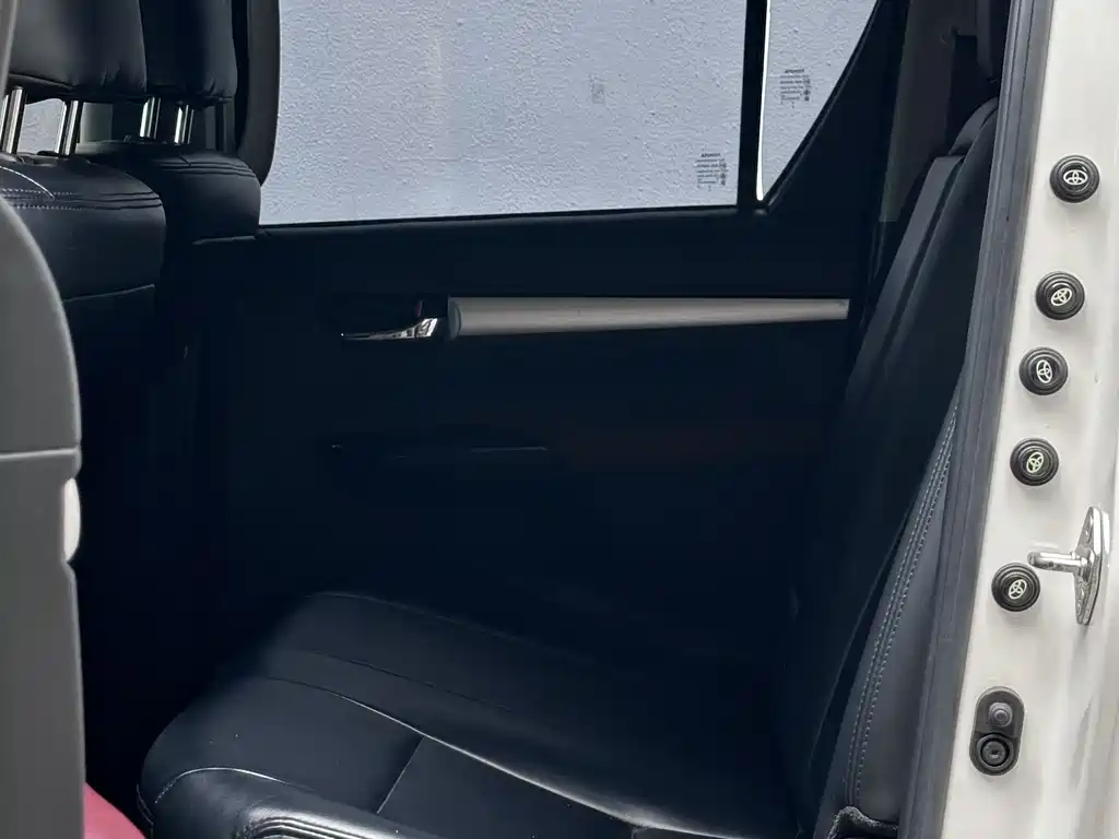 Toyota Hilux 2020 4.0L AT