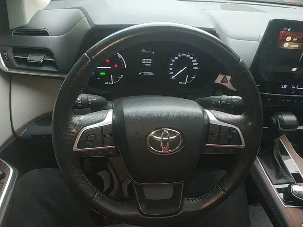 Toyota Sienna — миниатюра 11
