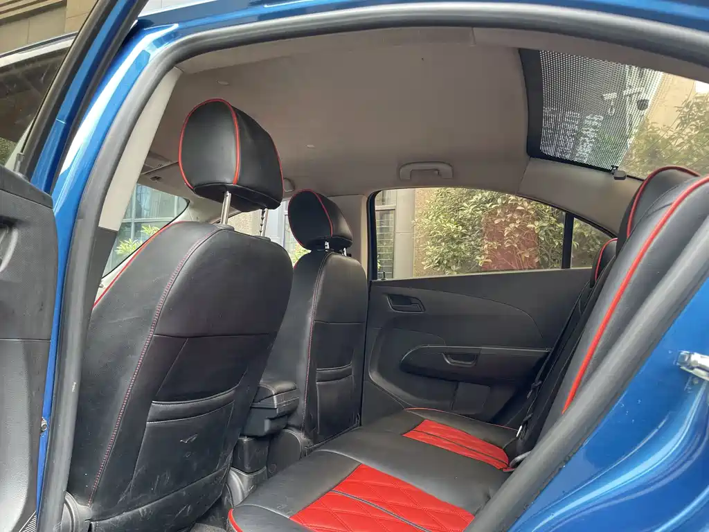 Chevrolet Aveo — миниатюра 4