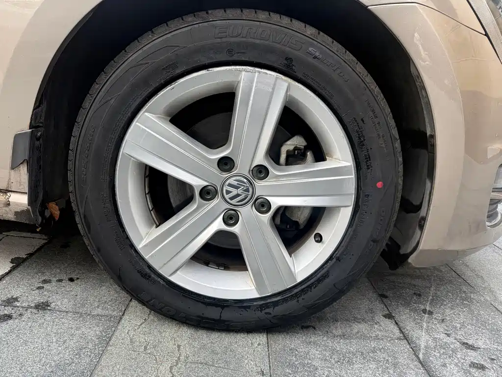 Volkswagen Golf — миниатюра 7