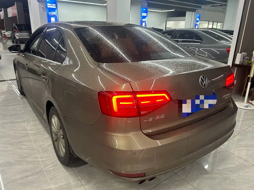 Volkswagen Sagitar — миниатюра 5
