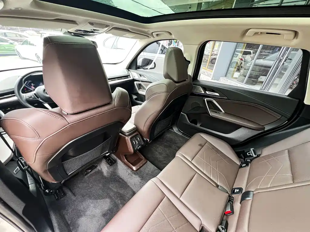 BMW X1 — миниатюра 9