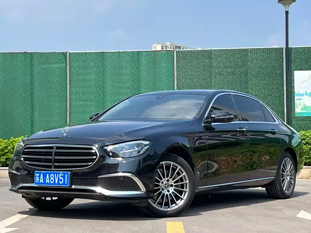 Mercedes-Benz E-Class 2023