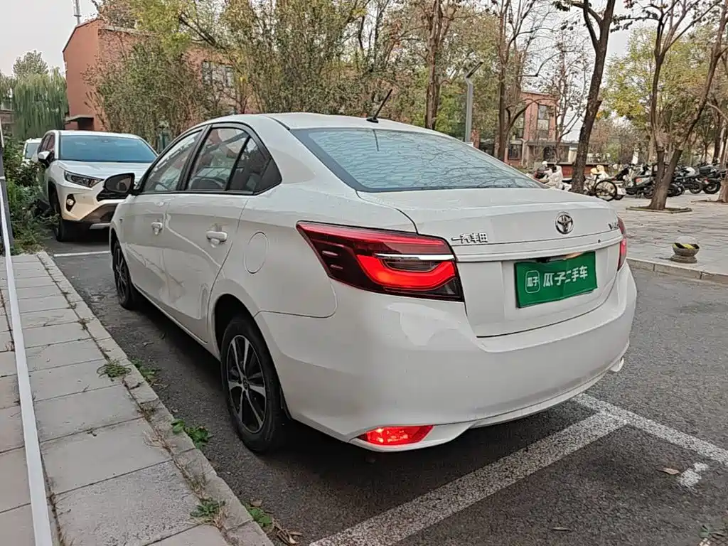 Toyota Vios — миниатюра 5