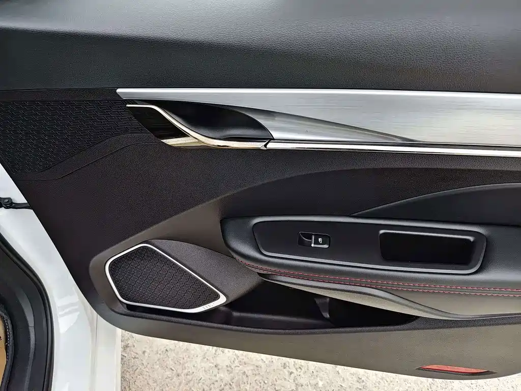 Geely Binrui — миниатюра 11