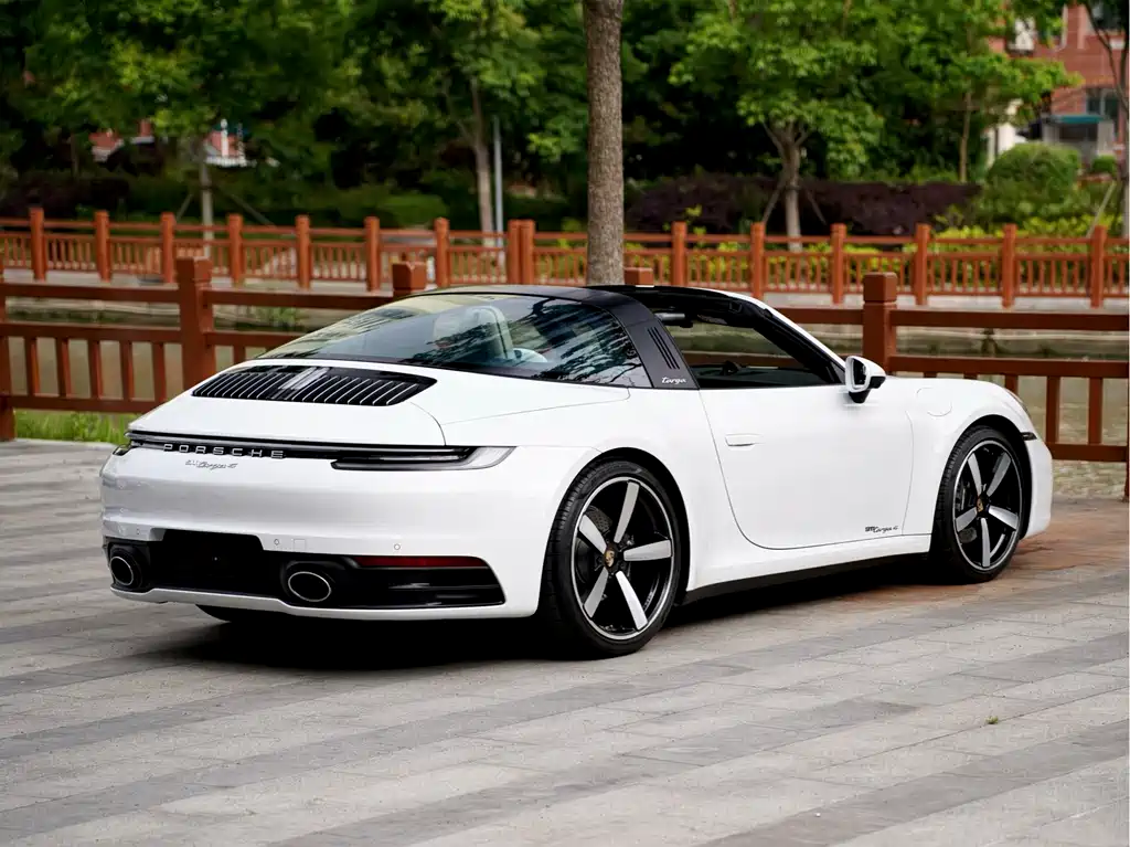 Porsche 911 2022 Targa 4 3.0T