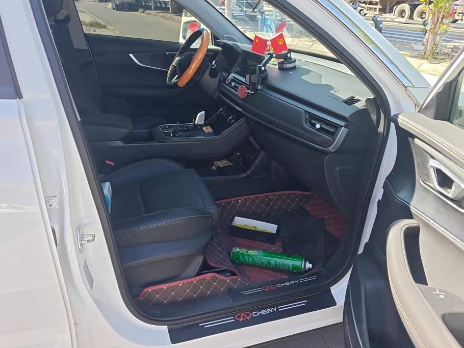 CHERY Tiggo 8 1.5 л 2024 г. Белый, пробег 22599 км