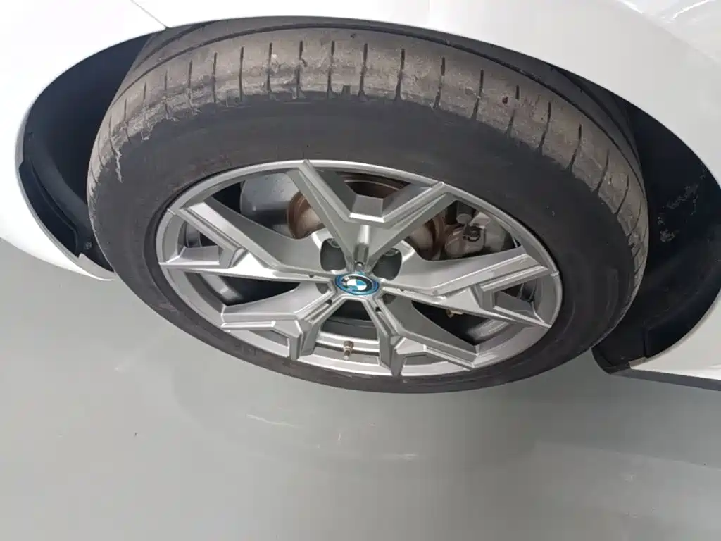 BMW i3 — миниатюра 23