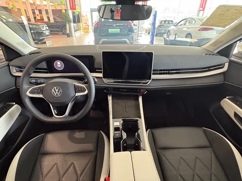 Volkswagen Sagitar 2026 L 300TSI DSG Elite