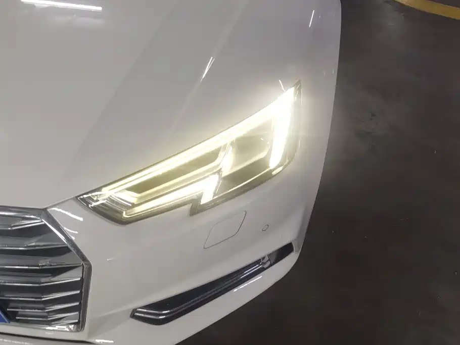 Audi A4L 2018 30 40 TFSI Sport