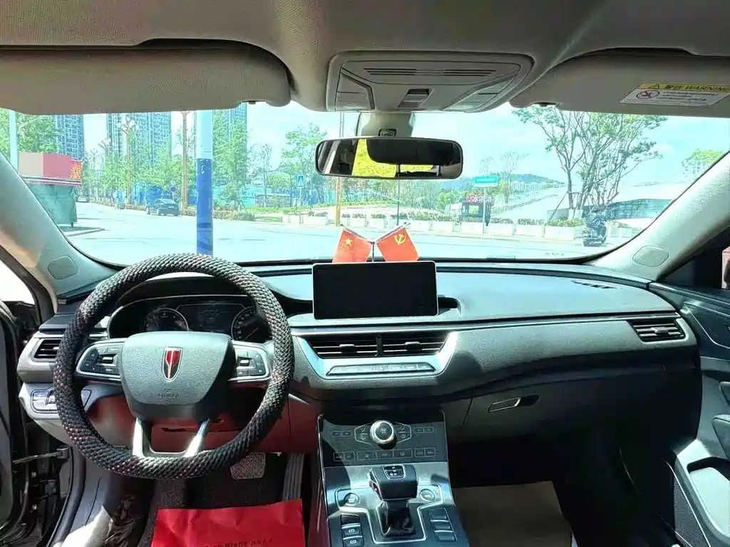 Hongqi Hongqi H5 — миниатюра 5