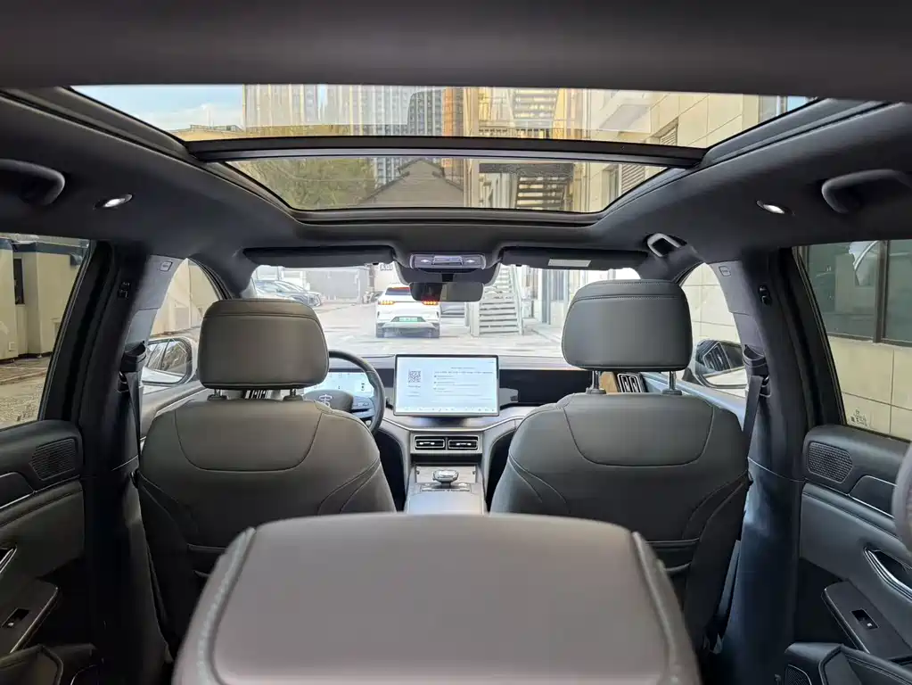BYD L DM-i — миниатюра 18