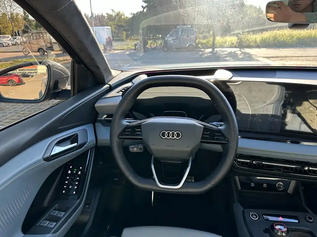 Audi Q6L e-tron — миниатюра 20