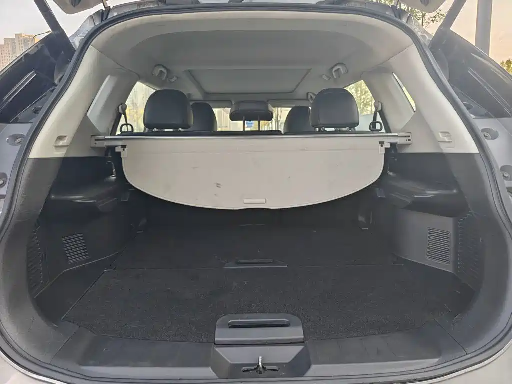 Nissan X-Trail — миниатюра 15
