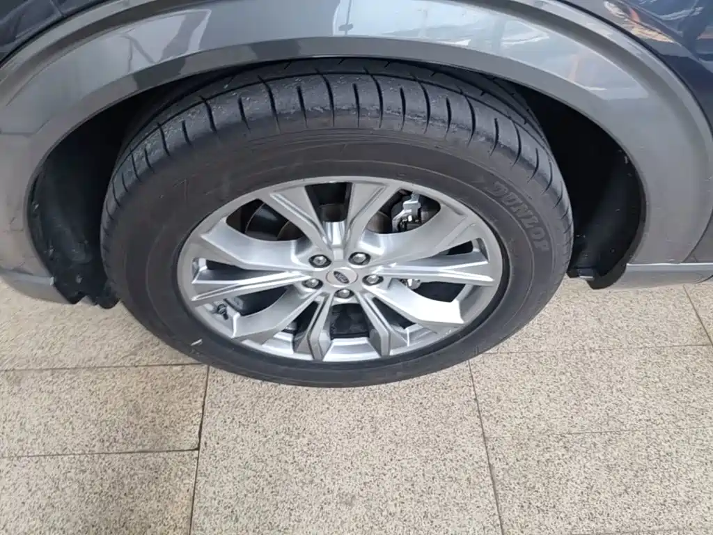 Ford Explorer — миниатюра 23