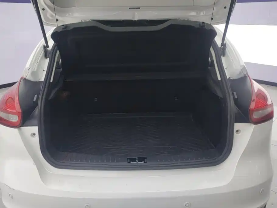 Ford Focus — миниатюра 4