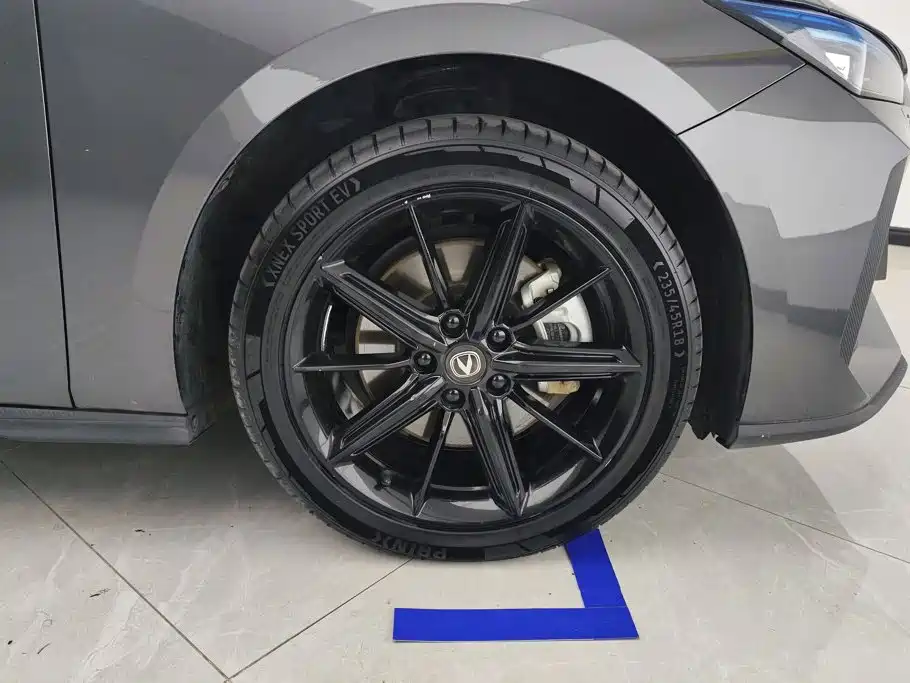 Changan UNI-V iDD — миниатюра 6