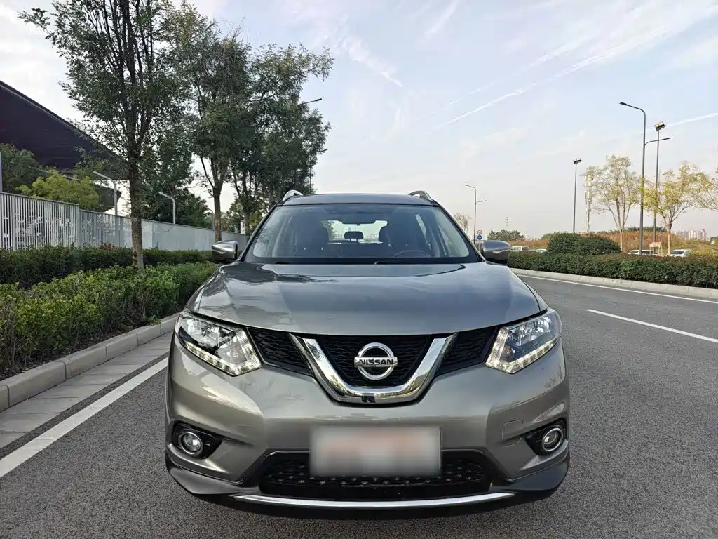 Nissan X-Trail — миниатюра 7