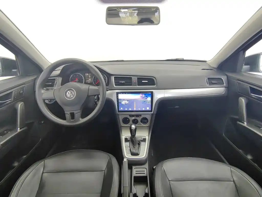 Volkswagen Lavida — миниатюра 5
