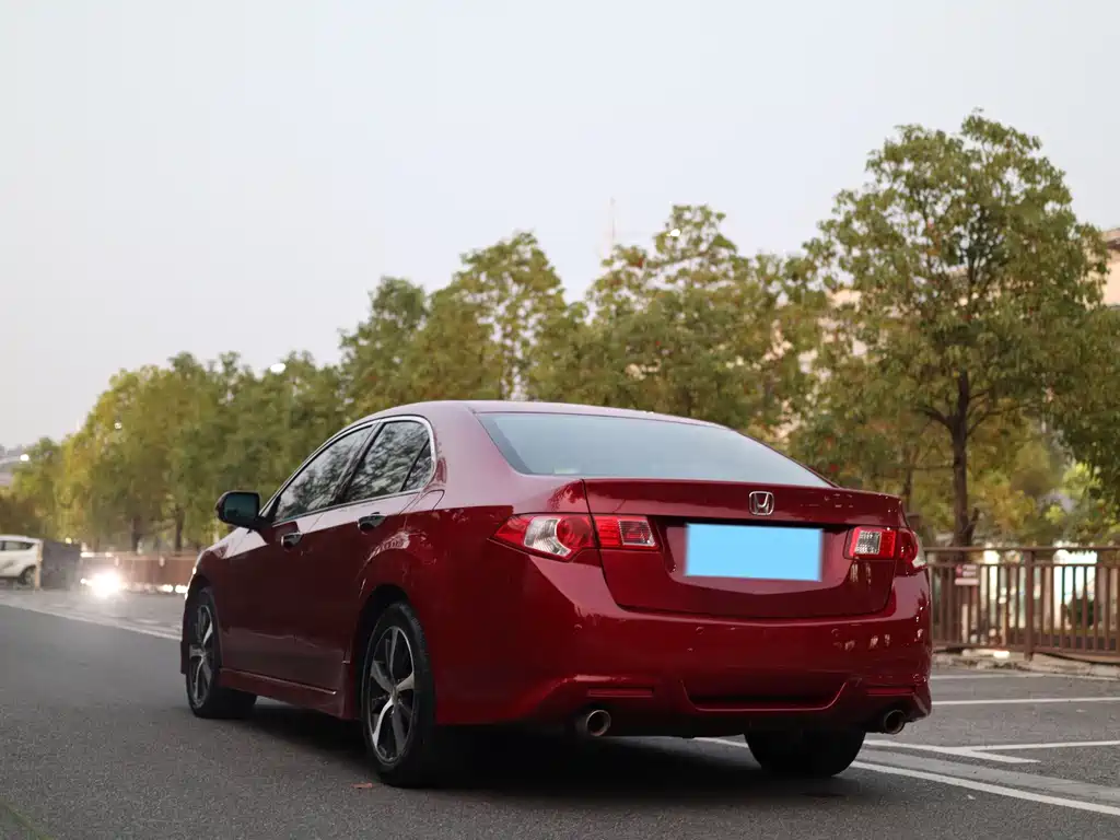 Honda Spirior — миниатюра 5