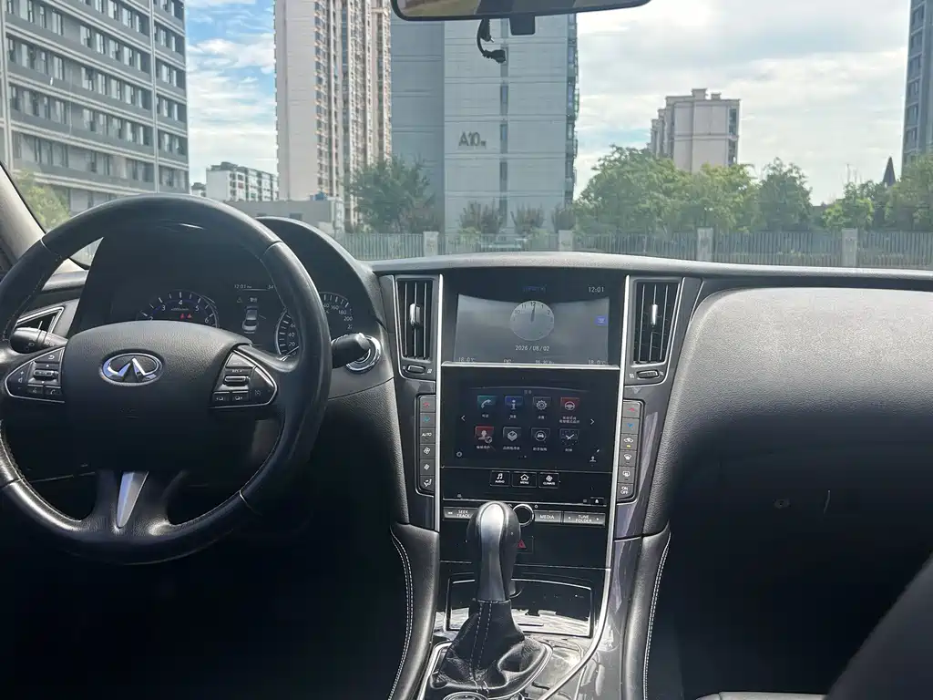 Infiniti Q50L — миниатюра 7