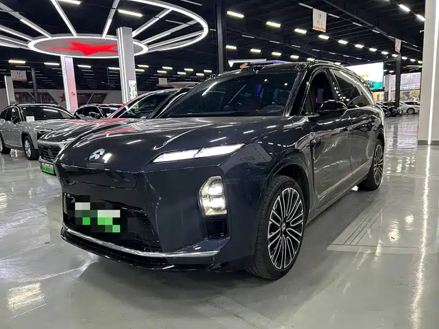 NIO NIO ES8 2025