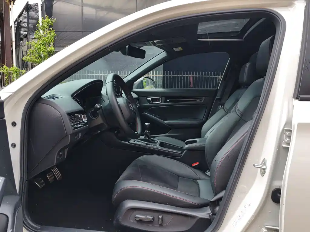 Honda Civic — миниатюра 9