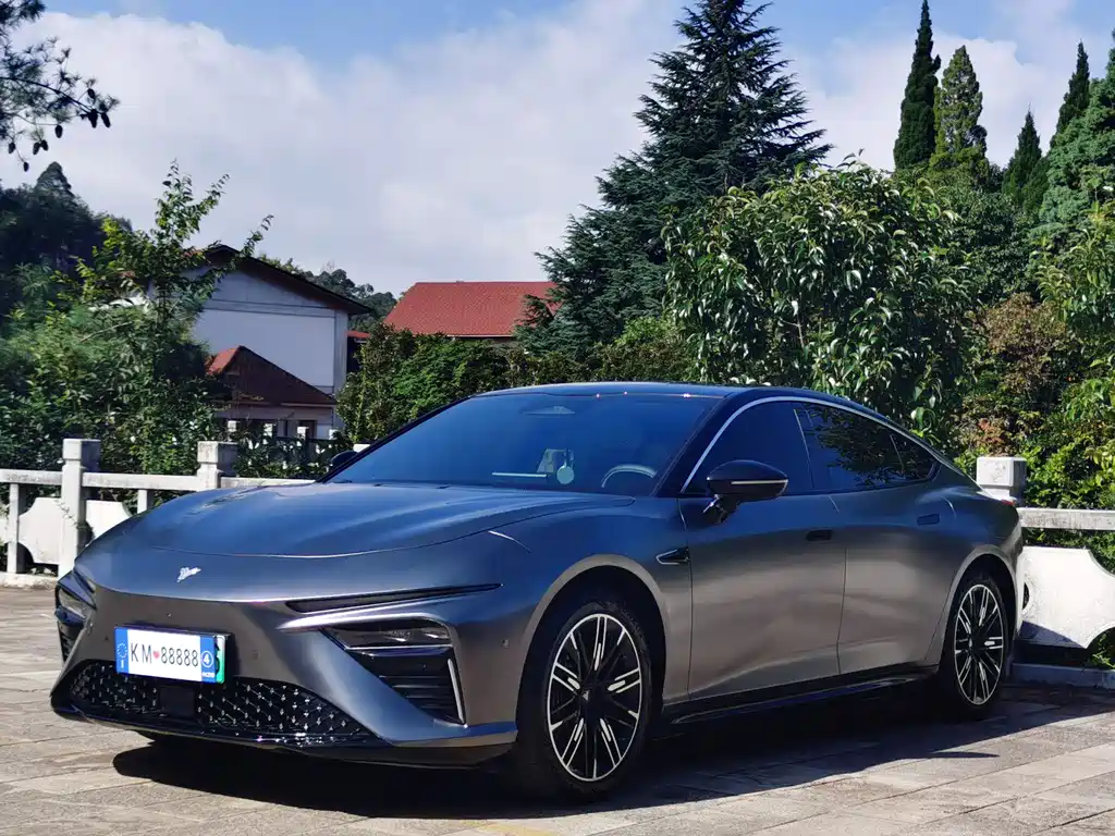 NEZHA AUTOMOBILE NEZHA S