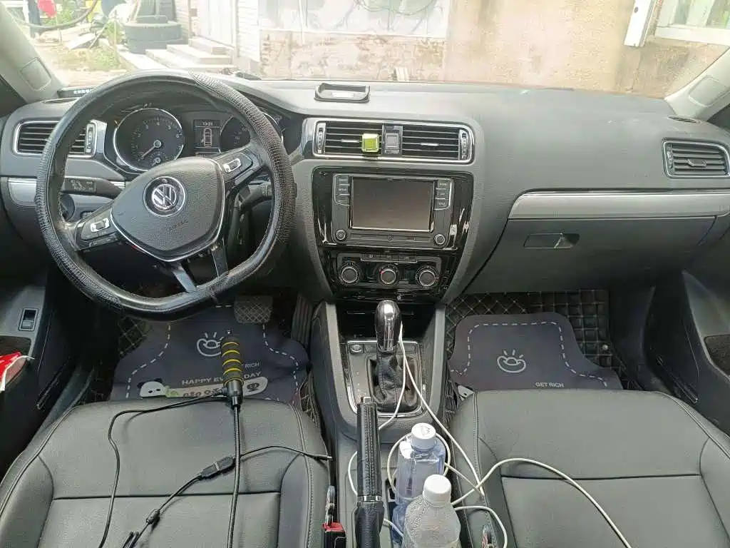 Volkswagen Sagitar — миниатюра 8