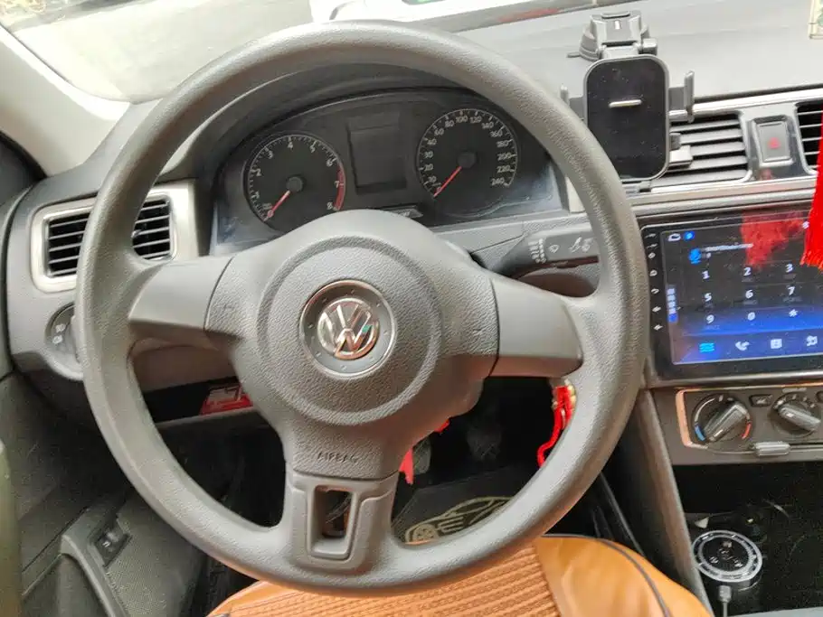 Volkswagen Santana — миниатюра 15