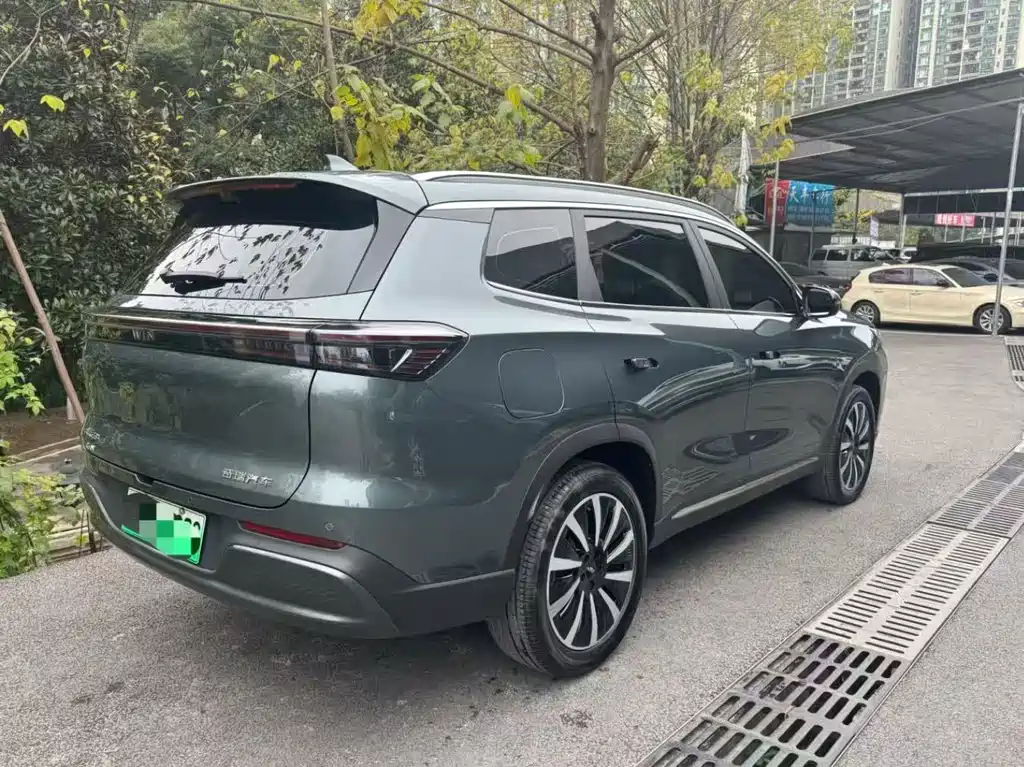 CHERY FENGYUN T8