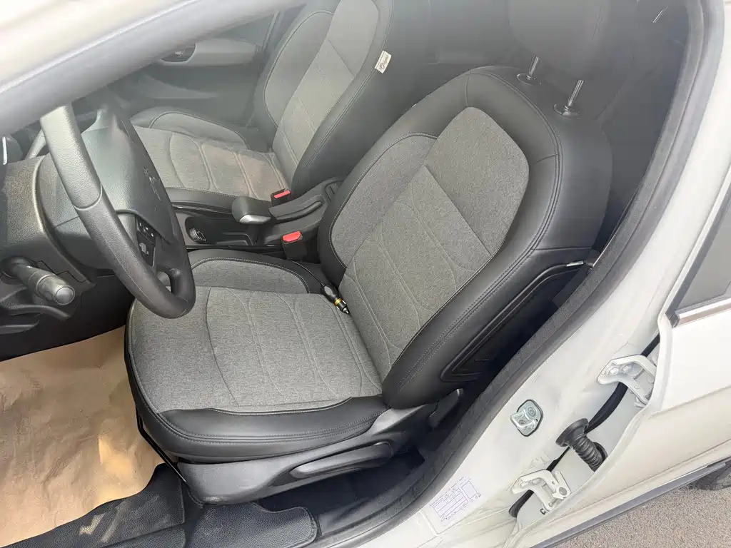 Citroen C3-XR — миниатюра 11