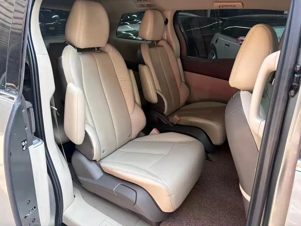 Buick GL8 — миниатюра 13