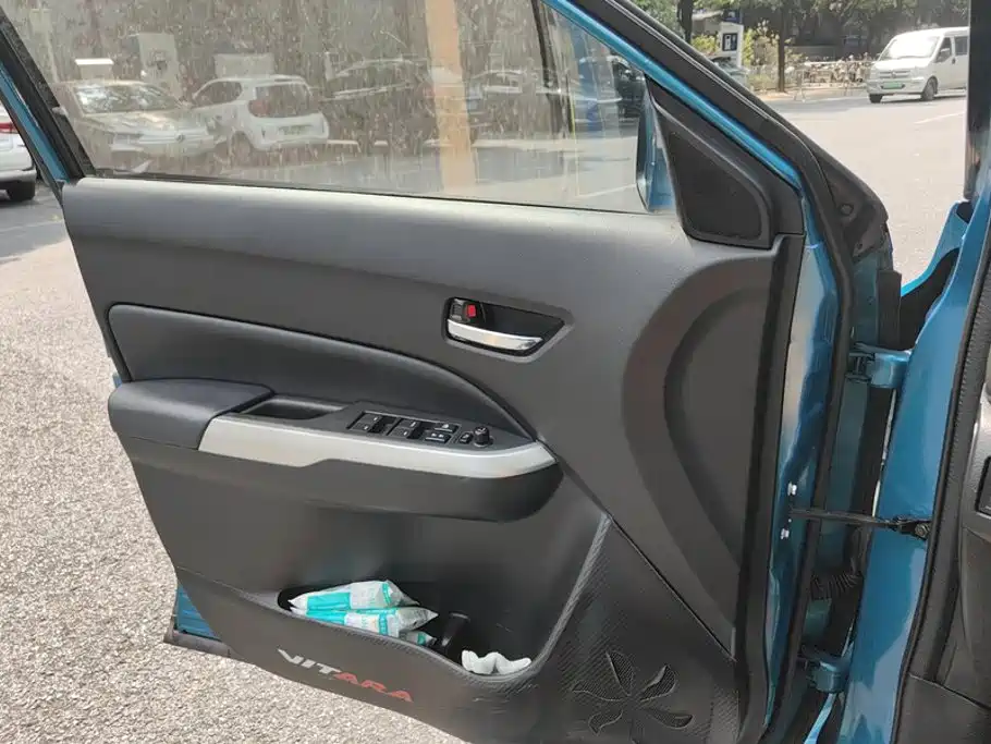 Suzuki Vitara — миниатюра 7