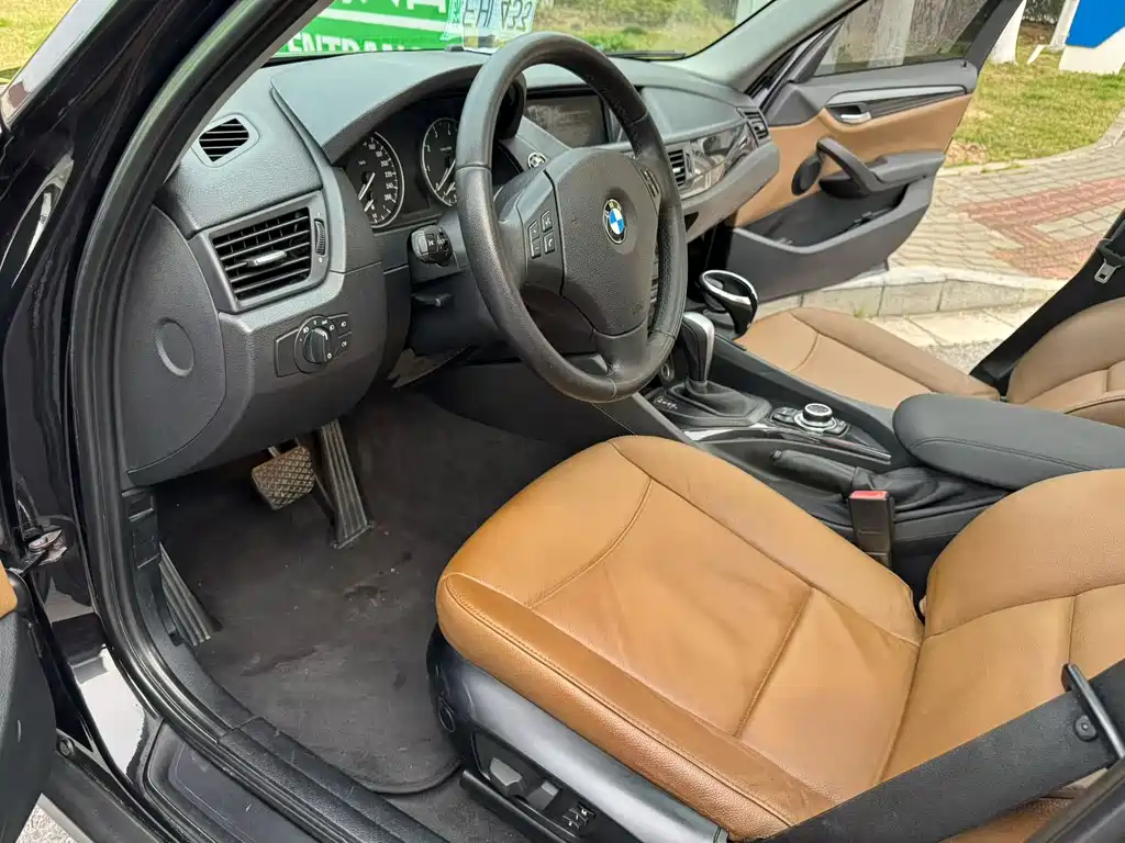 BMW X1 (Import) — миниатюра 6