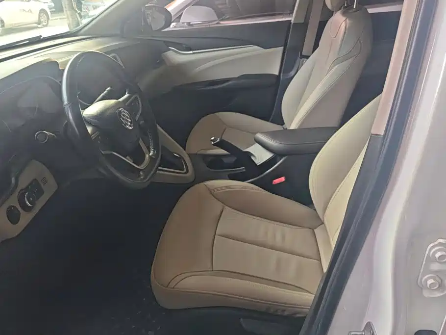 Buick Excelle — миниатюра 9