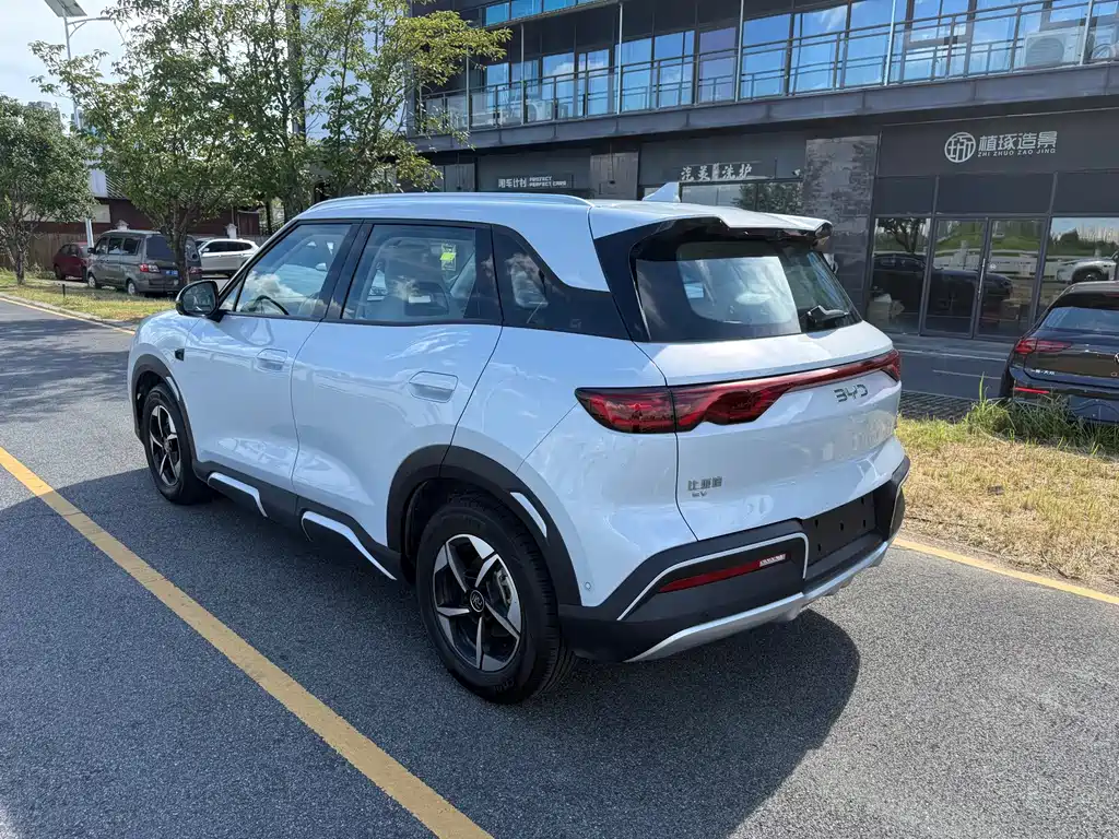 BYD Yuan UP — миниатюра 4