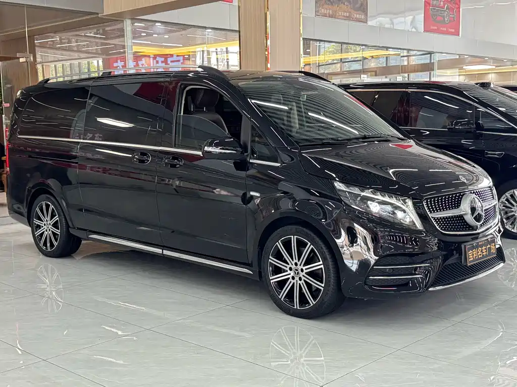 Mercedes-Benz V-Class — миниатюра 2