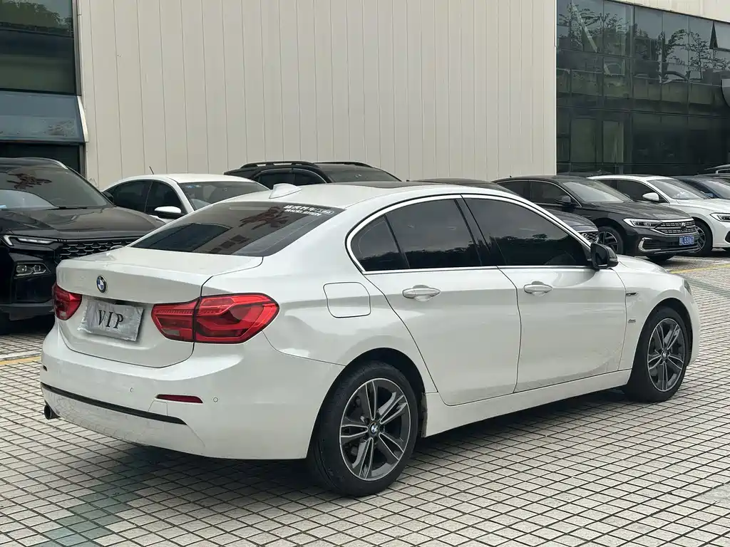 BMW 1 Series — миниатюра 8