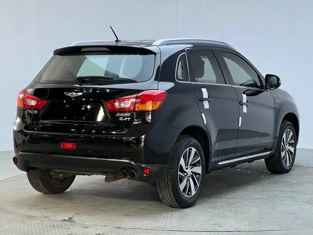 Mitsubishi ASX — миниатюра 16