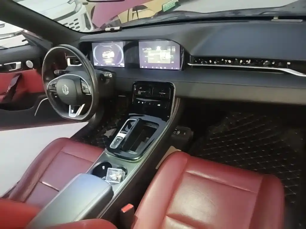 Leapmotor Leapmotor S01 — миниатюра 10