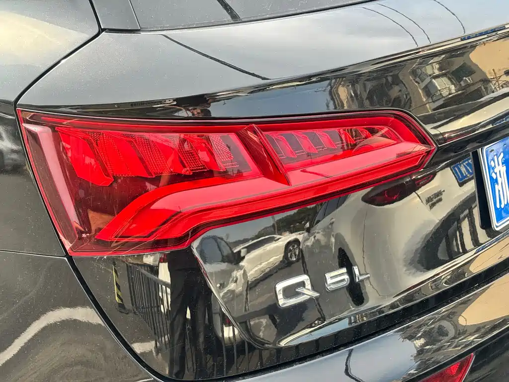 Audi Q5L — миниатюра 26